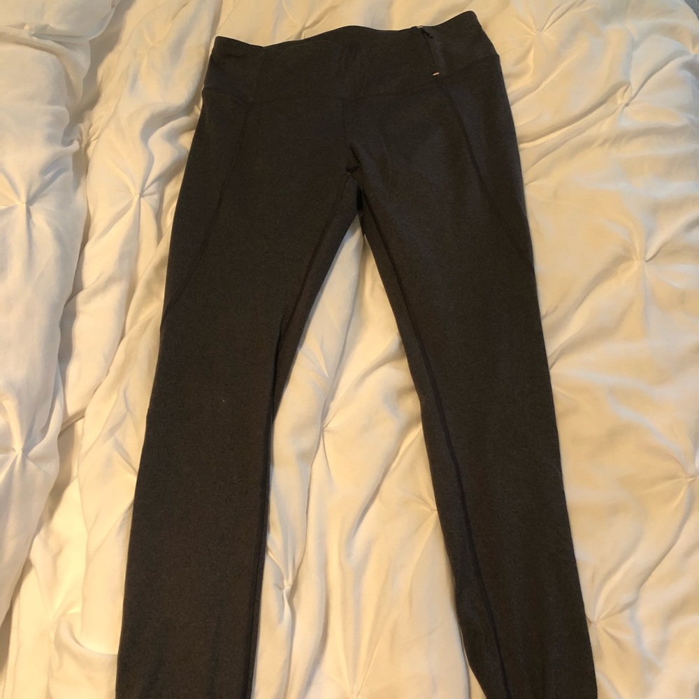 CALIA by Carrie Underwood leggings